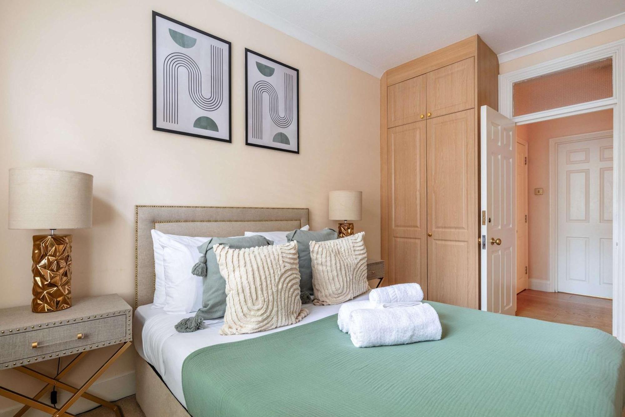 Bnbnova - Heart Of Mayfair - 3br - Bond St